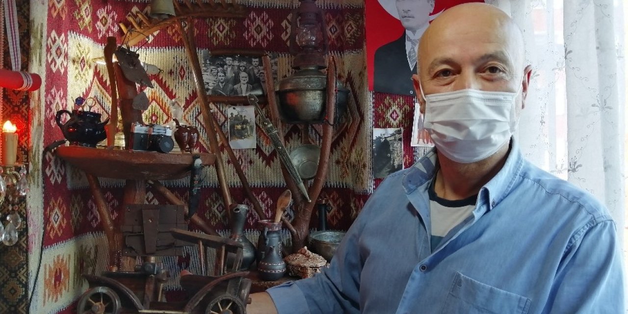 Bu Eve Misafirliğe Gelenler Tarihte Yolculuğa Çıkıyor