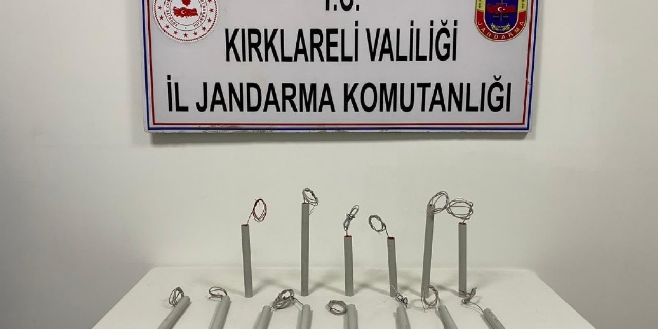 Kırklareli’de Bir Araçta 14 Adet Patlayıcı Madde Düzeneği Ele Geçirildi