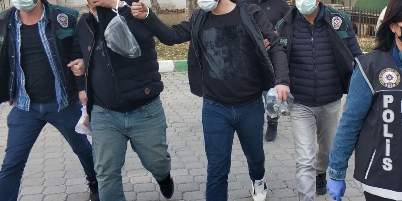 Samsun’da Araçlarında Kokain Ele Geçen 2 Kişi Adliyede