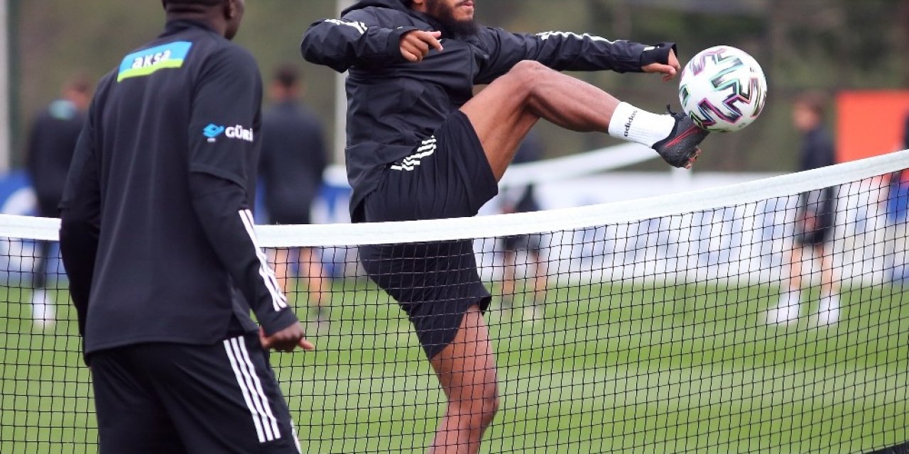 Beşiktaş 2 Eksikle Hazırlıklarına Devam Etti