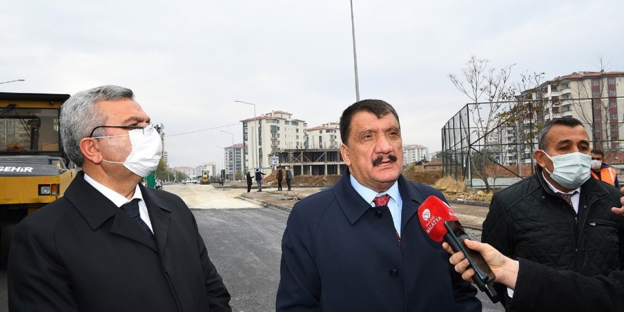 Gürkan, Şehit Sami Kıbrız Caddesinde Yapılan Çalışmaları İnceledi