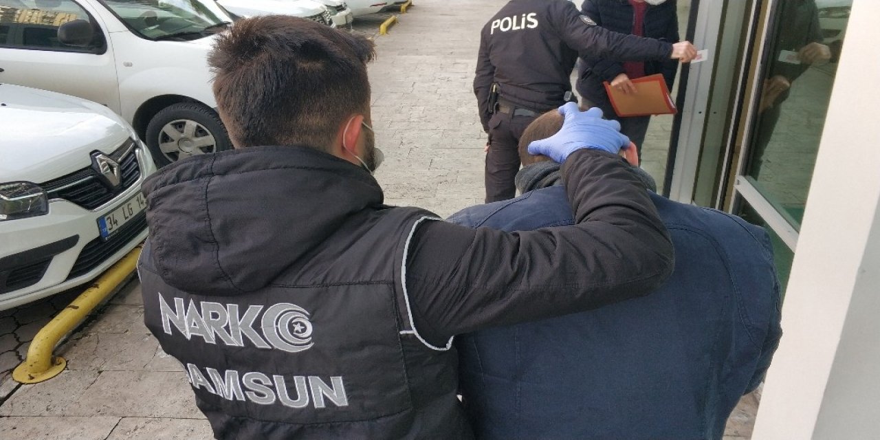 Uyuşturucu Ticaretine 1 Tutuklama, 1 Adli Kontrol