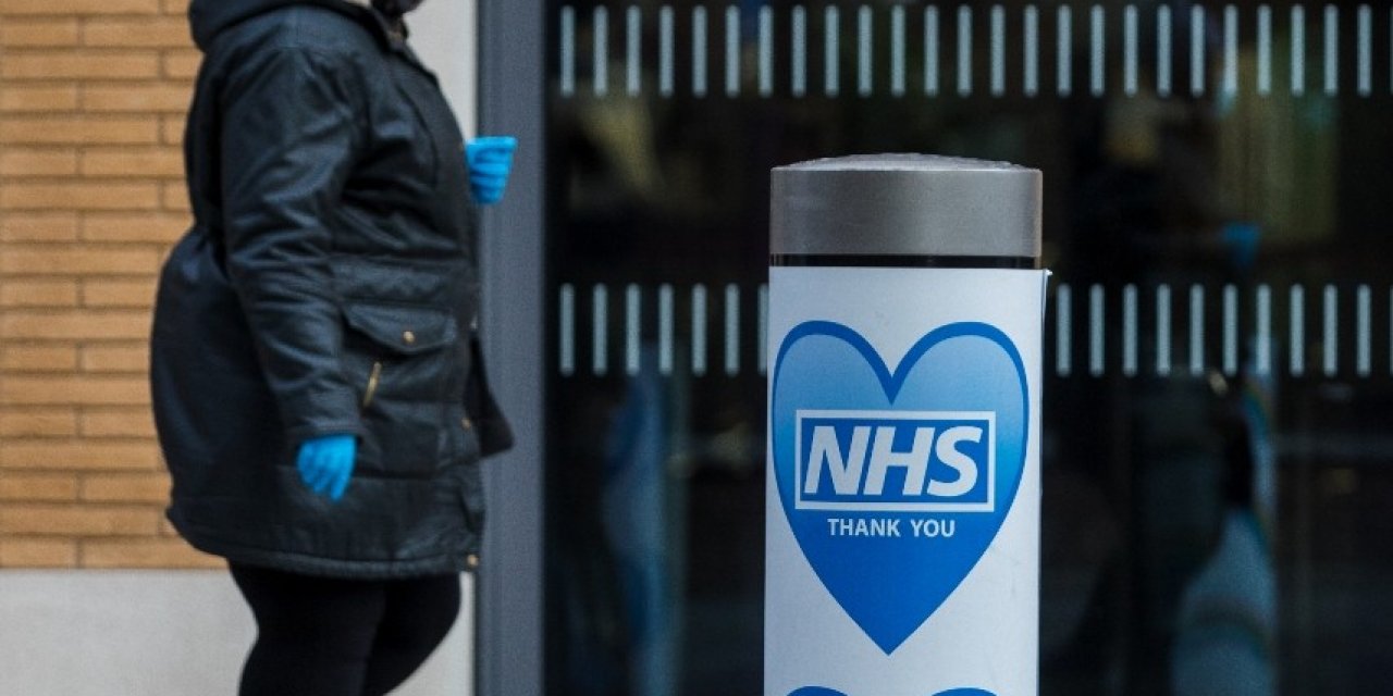 İngiltere’de Son 24 Saatte 21 Bin 672 Vaka