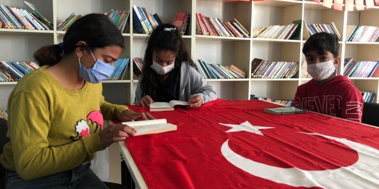 Şehit Oğullarının Anısına Köy Okulunda Kütüphane Açtılar