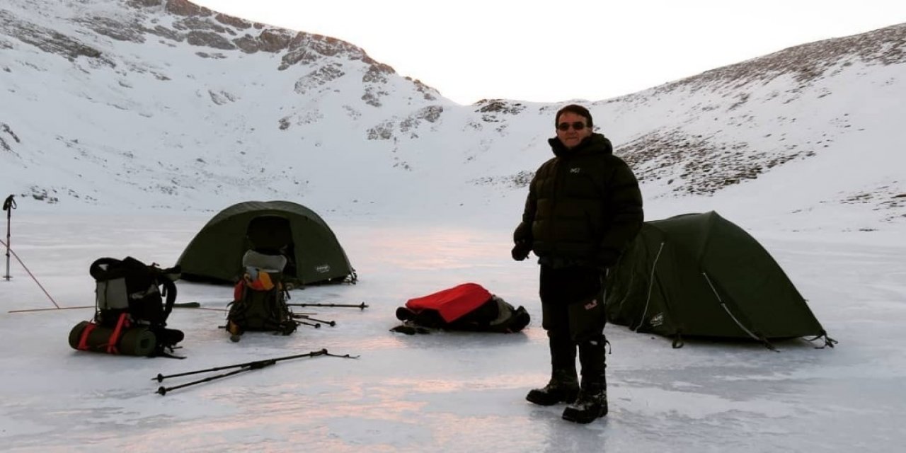 Donan Göller Üzerinde Kamp Yaptılar