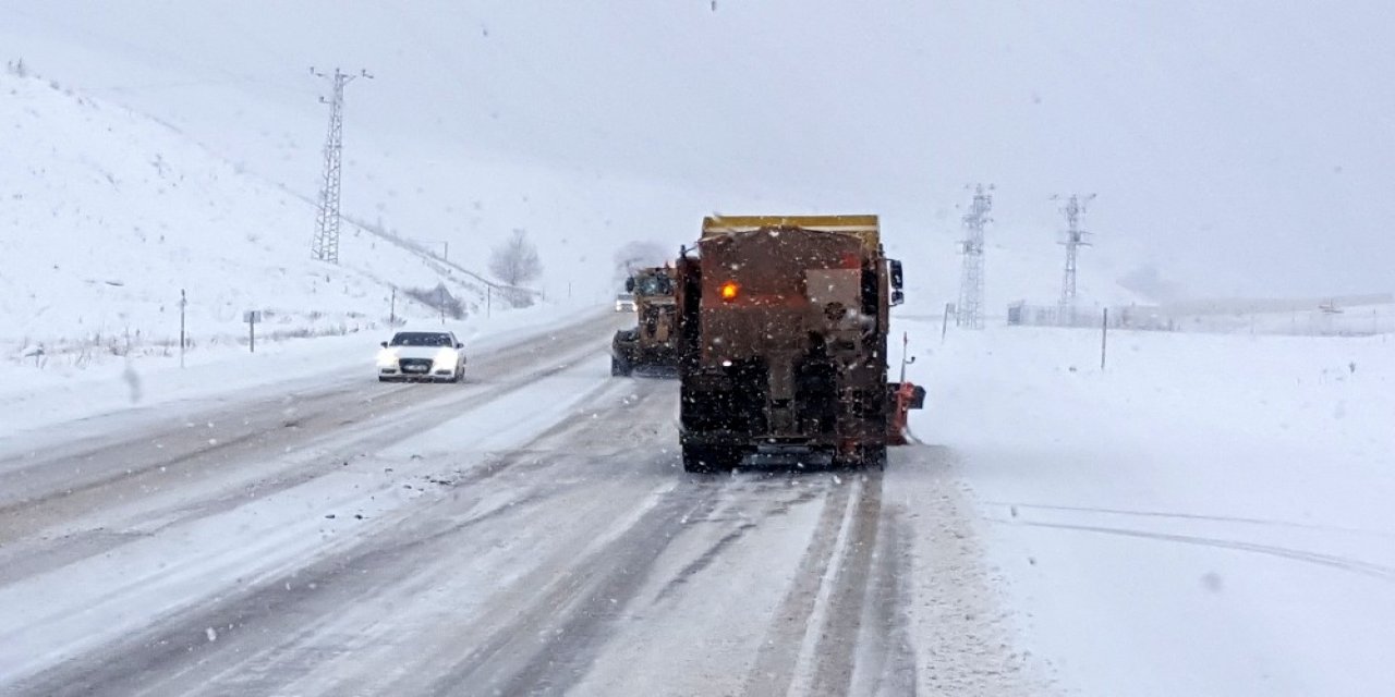 Doğu Anadolu’nun Yüksek Kesimlerinde Kar Yağışı