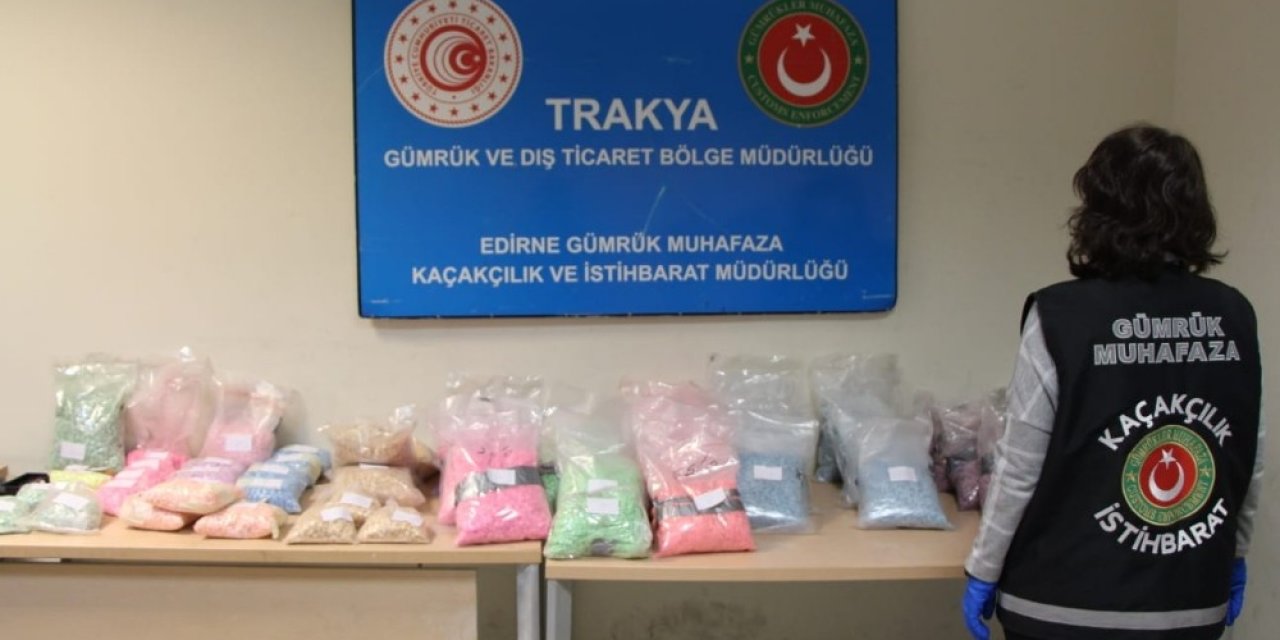 Gümrük Muhafaza Ekipleri Kapıkule’de Zehir Yüklü Uyuşturucu Tırına Geçit Vermedi