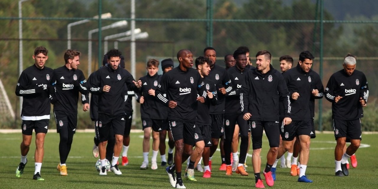 Beşiktaş’ın Kamp Kadrosunda 5 Eksik