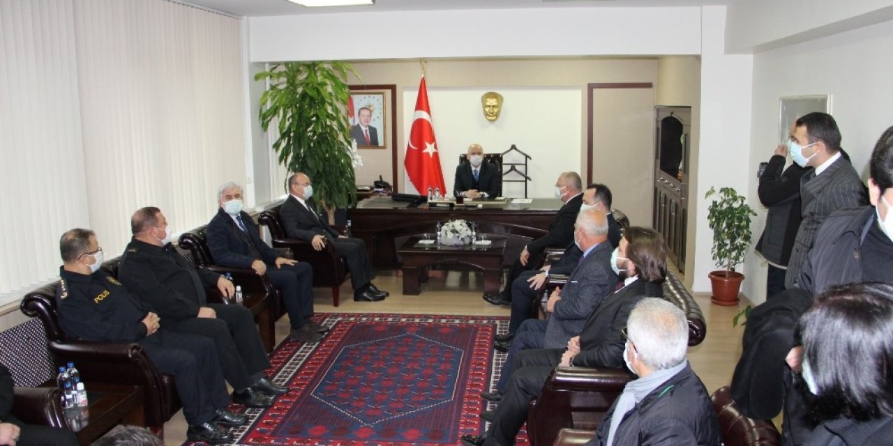 Bakan Karaismailoğlu Manisa’da