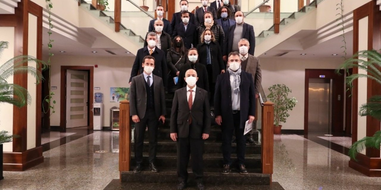 Düzbağ Projesi İçin Gaziantep’e Gelen Yazar Ve Medya Mensupları Hkü’yü Ziyaret Etti