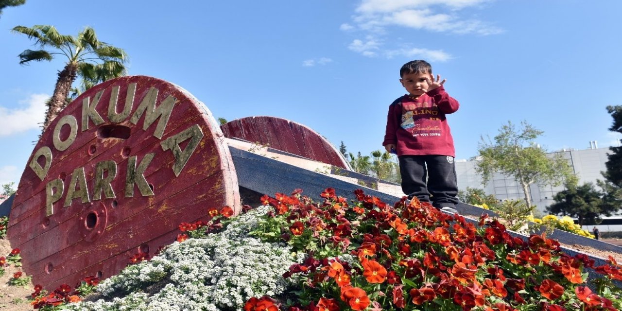 Kepez’de  11 Ayda 65 Bin 276 Adet Bitkiyi Toprakla Buluştu