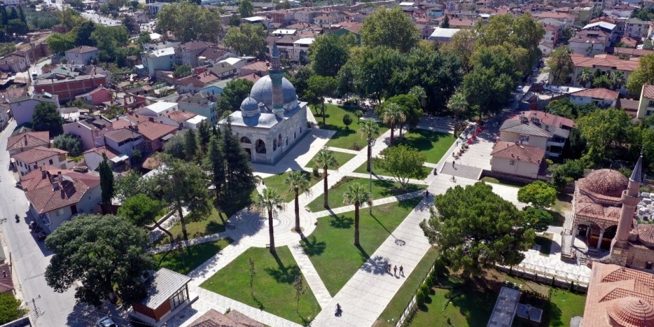 Bursa’da 600 Yıllık Eser Meydanla Taçlandı