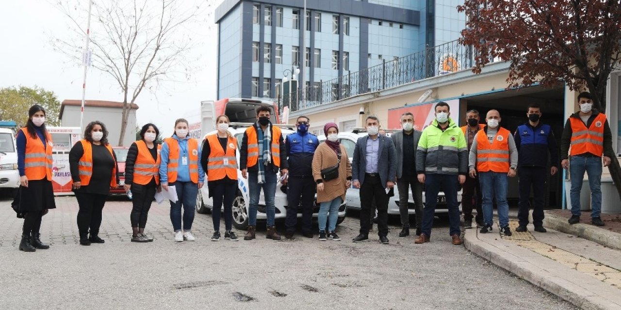 Atakum Belediyesi’nden Kentin Dört Bir Yanına Gıda Yardımı Ve Ulaşım Hizmeti