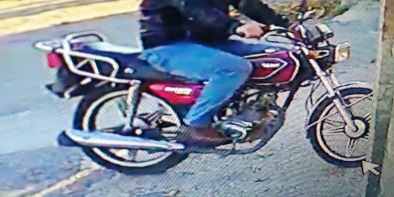 Park Halindeki Motosiklet Çalındı