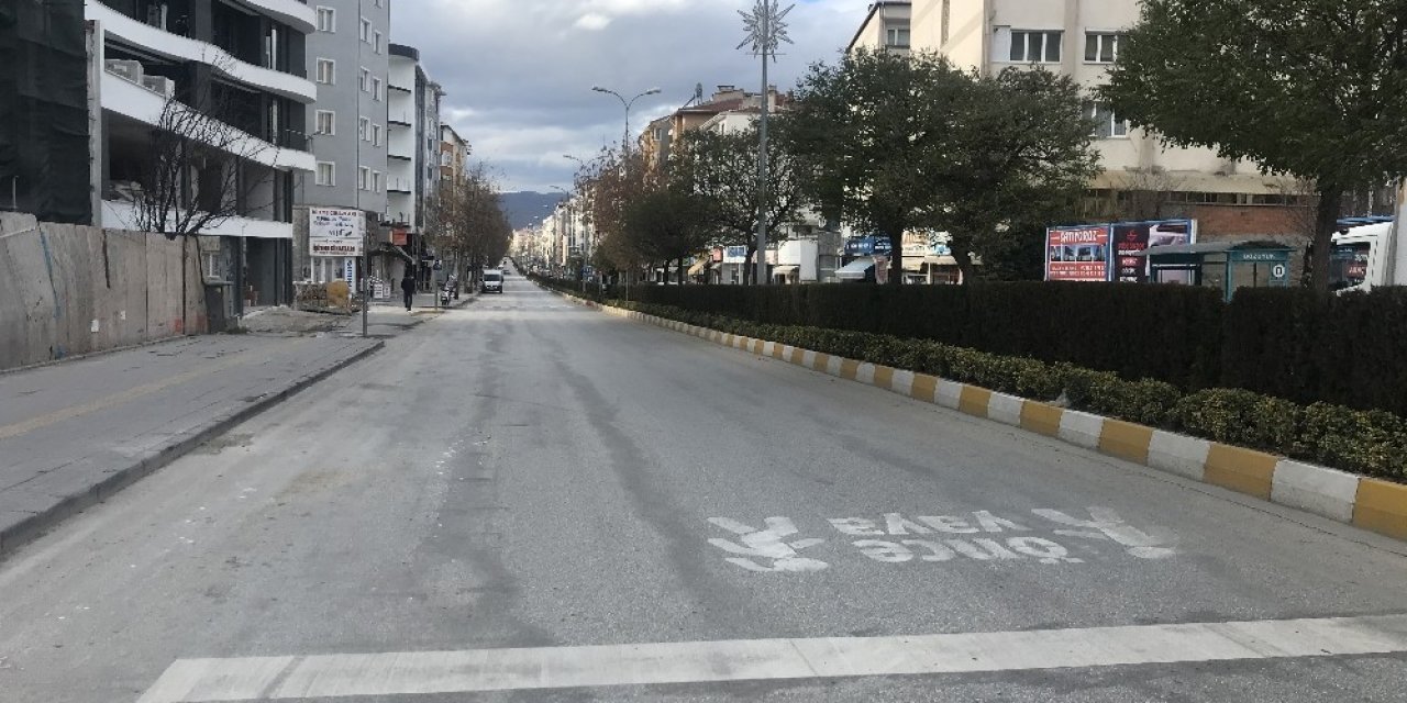 Bozüyüklüler Sokağa Çıkma Kısıtlamasına Uydu