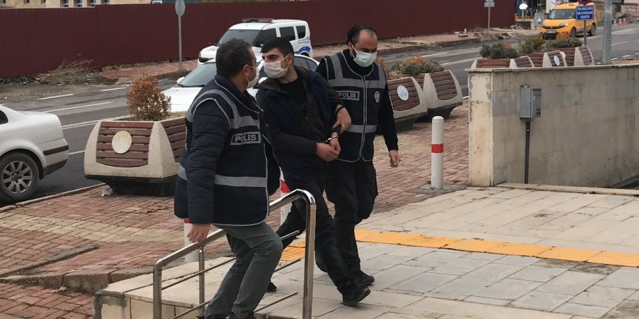 Elazığ’da Kanal 23 Tv’ye Silahlı Saldırı Olayında 2 Şüpheli Tutuklandı