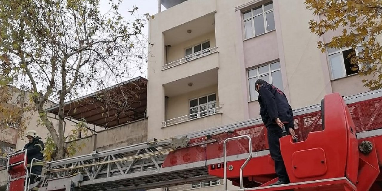 Damdaki Yangın Paniğe Neden Oldu