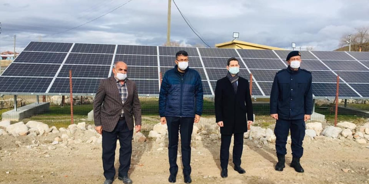 Köye Kurulan Güneş Enerji Sistemiyle Elektrik Kullanımında Yüzde 50 Tasarruf