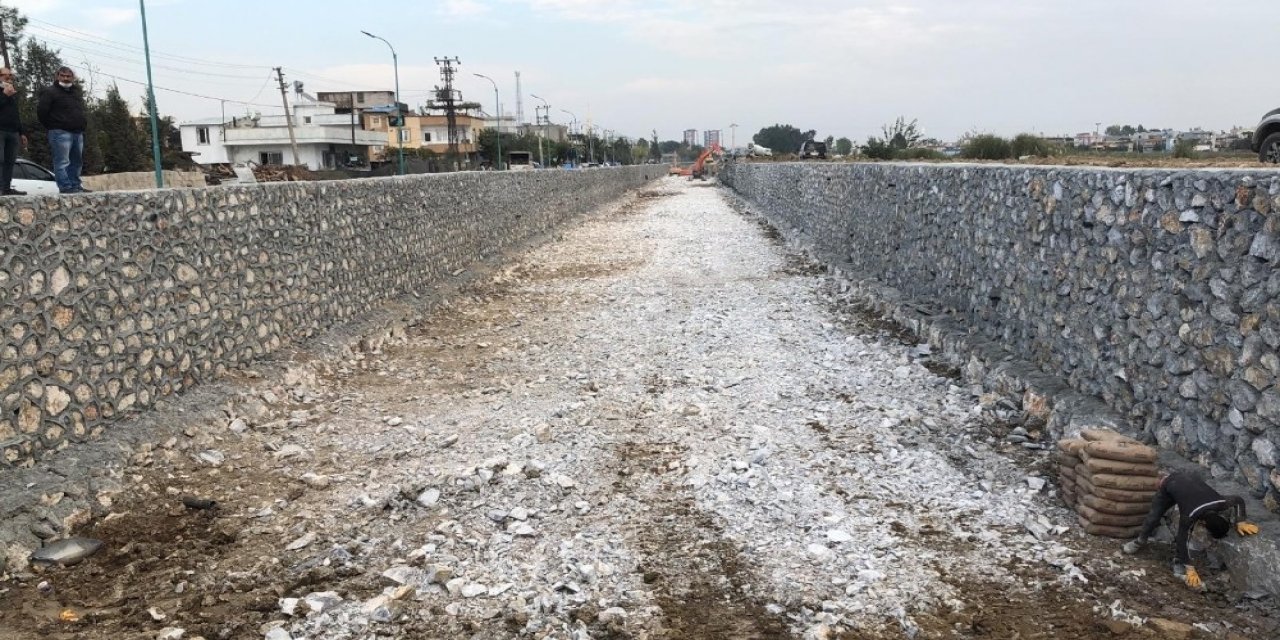 Dsi, Tarsus Nacarlı Deresindeki Islah Çalışmalarının Yüzde 70’ini Tamamladı