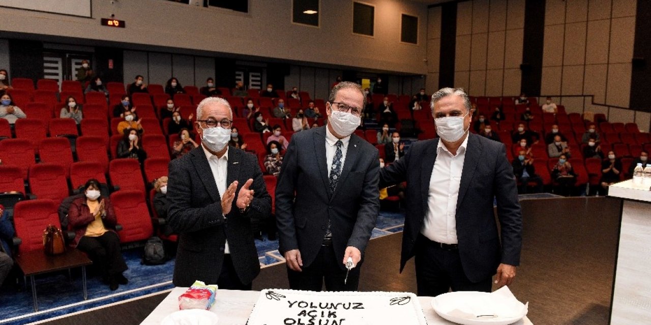 Muratpaşa, Emin Sözen’i İzmir’e Uğurladı