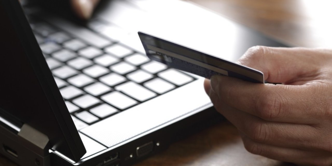 Bu Yılın Kazananı Online Alışveriş Oldu