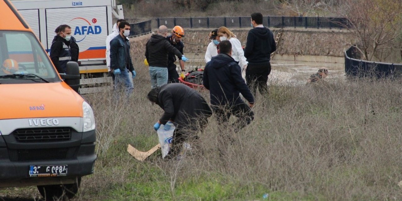 İzmir’de Taşkına Kapılan 2 Kişinin Cansız Bedenine Ulaşıldı
