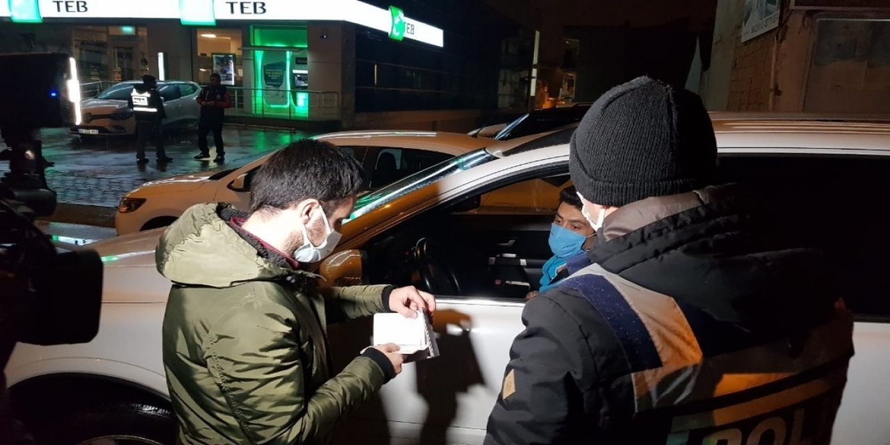 Sokağa Çıkma Kısıtlamasına Uymayan 285 Kişiye 256 Bin 500 Tl Cezai İşlem Uygulandı