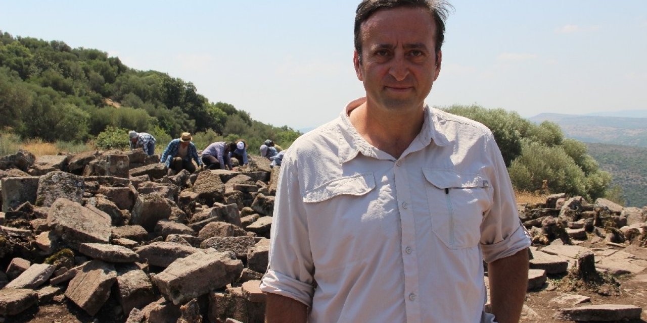 Daı’den Türk Akademisyene En Saygın Unvan