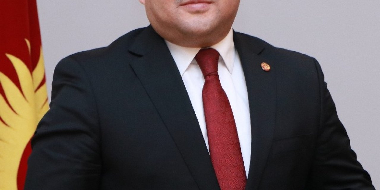 Kırgızistan’da Cumhurbaşkanlığı Seçim Kampanyası Başladı