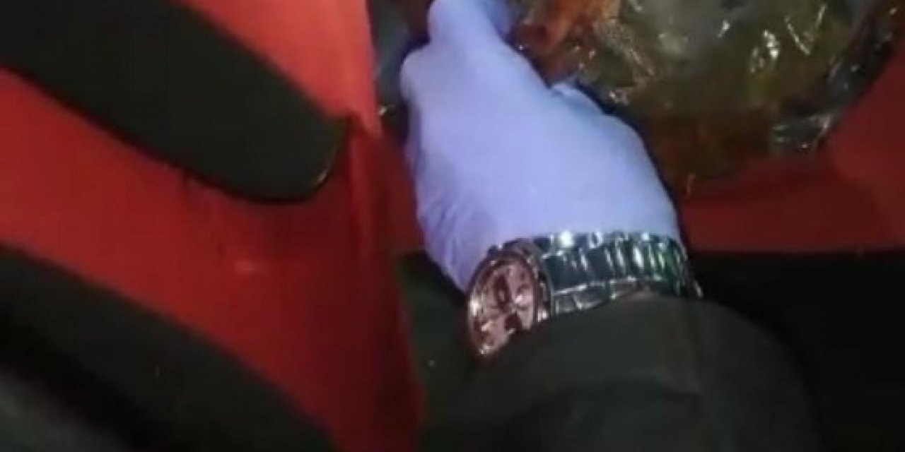 Taksiden 1 Kilo Uyuşturucu Çıktı