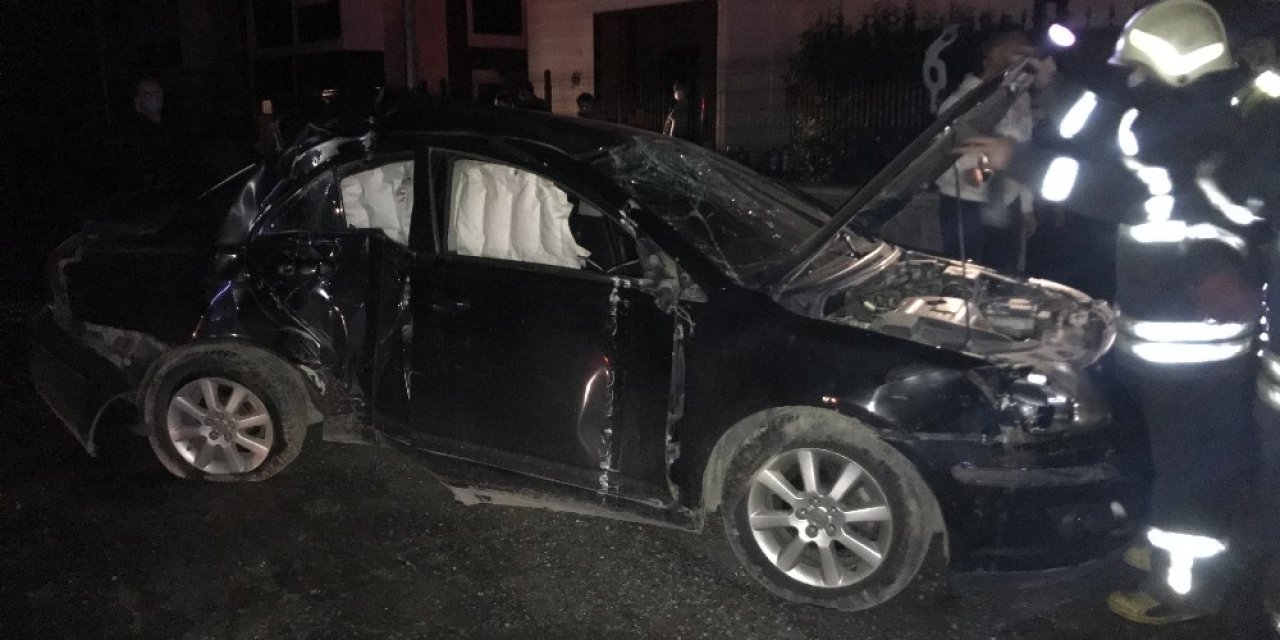 Kuşadası’ndaki Kazada Ağır Yaralanan Genç Hayatını Kaybetti