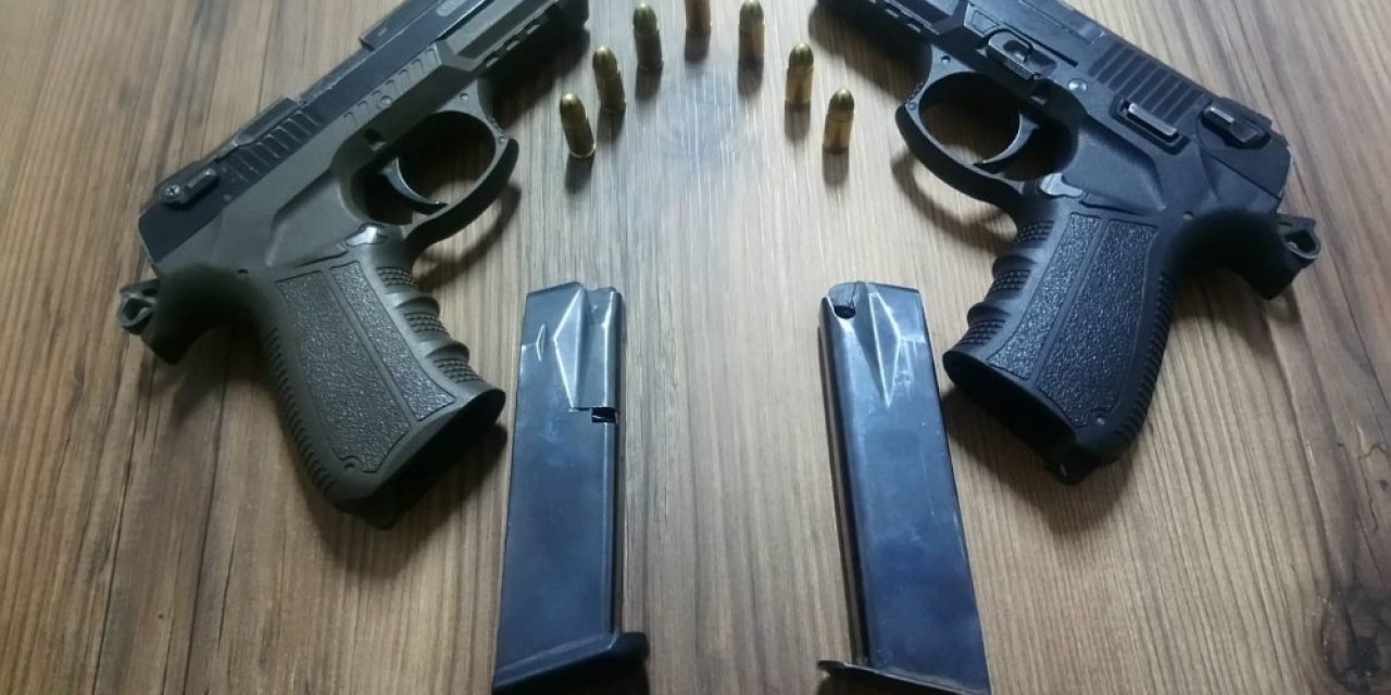 Isparta’da Şüphe Üzerine Durdurulan Araçta Ruhsatsız Silah Ele Geçirildi
