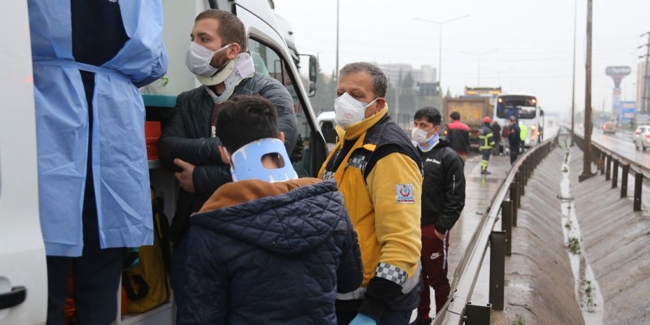 D100’de Zincirleme Trafik Kazası: 8 Yaralı