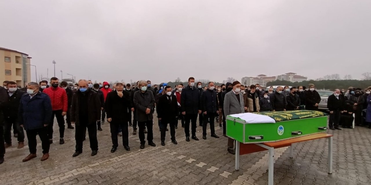 Hayatını Kaybeden Sağlık Personeli Son Yolculuğuna Uğurlandı