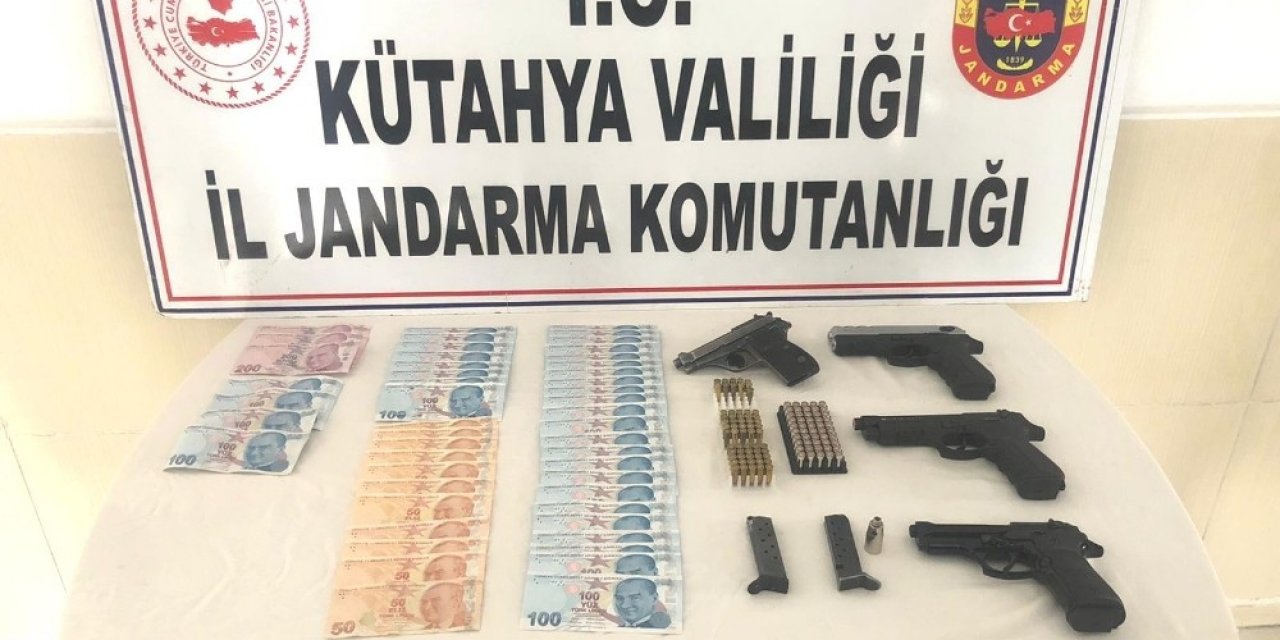 Kütahya’da Sahte Para Operasyonu: 8 Gözaltı