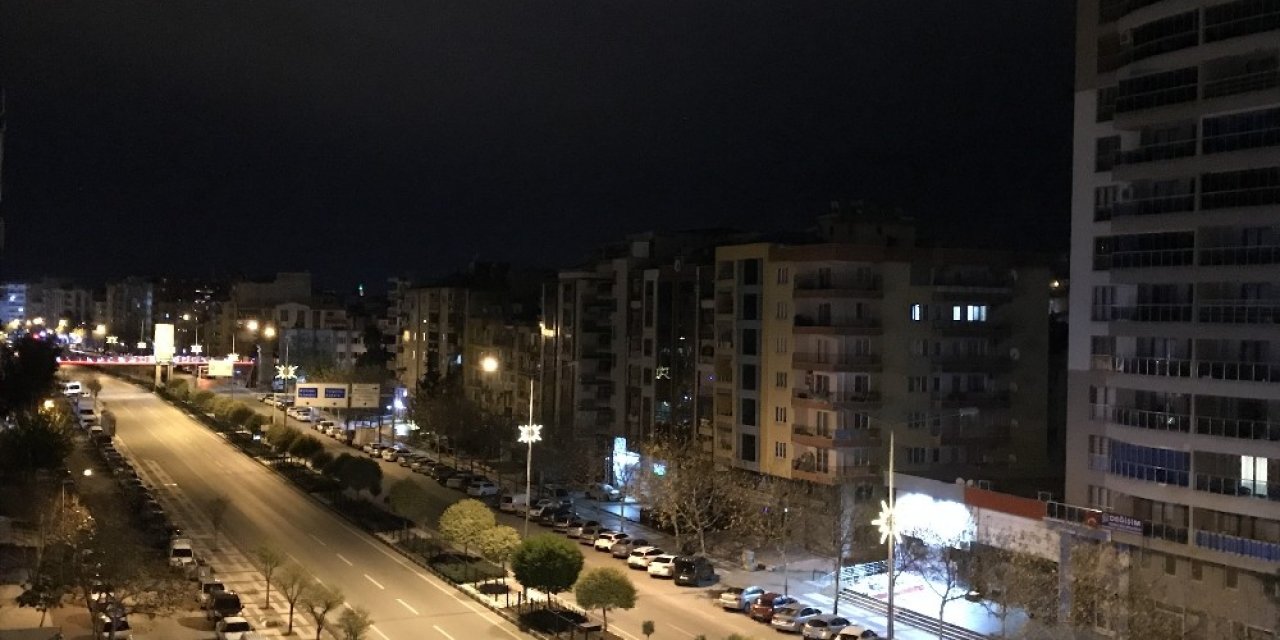 Manisa’da Esrarengiz Patlama Sesi Korkuttu