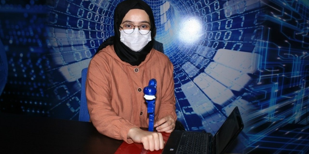 Yaptığı Buluş İle Fenomen Olan Elif İnce’nin Yeni Hedefi Savunma Sanayinde Görev Almak