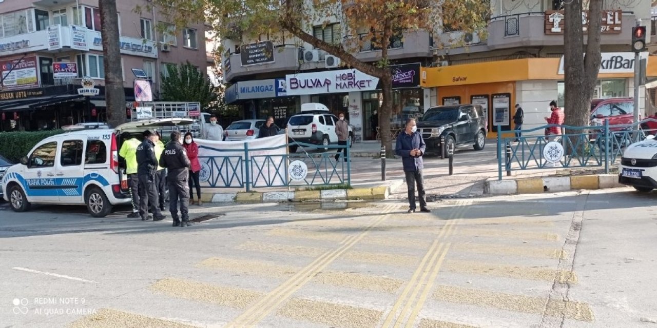Geri Manevra Yapan Aracın Çarptığı Kadın Yaralandı