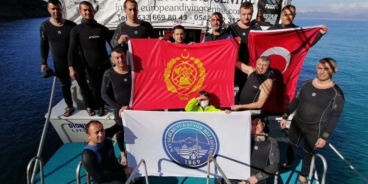 Büyükşehir İtfaiyesi Sualtı Arama Kurtarma Ekibine Dalış Eğitimi