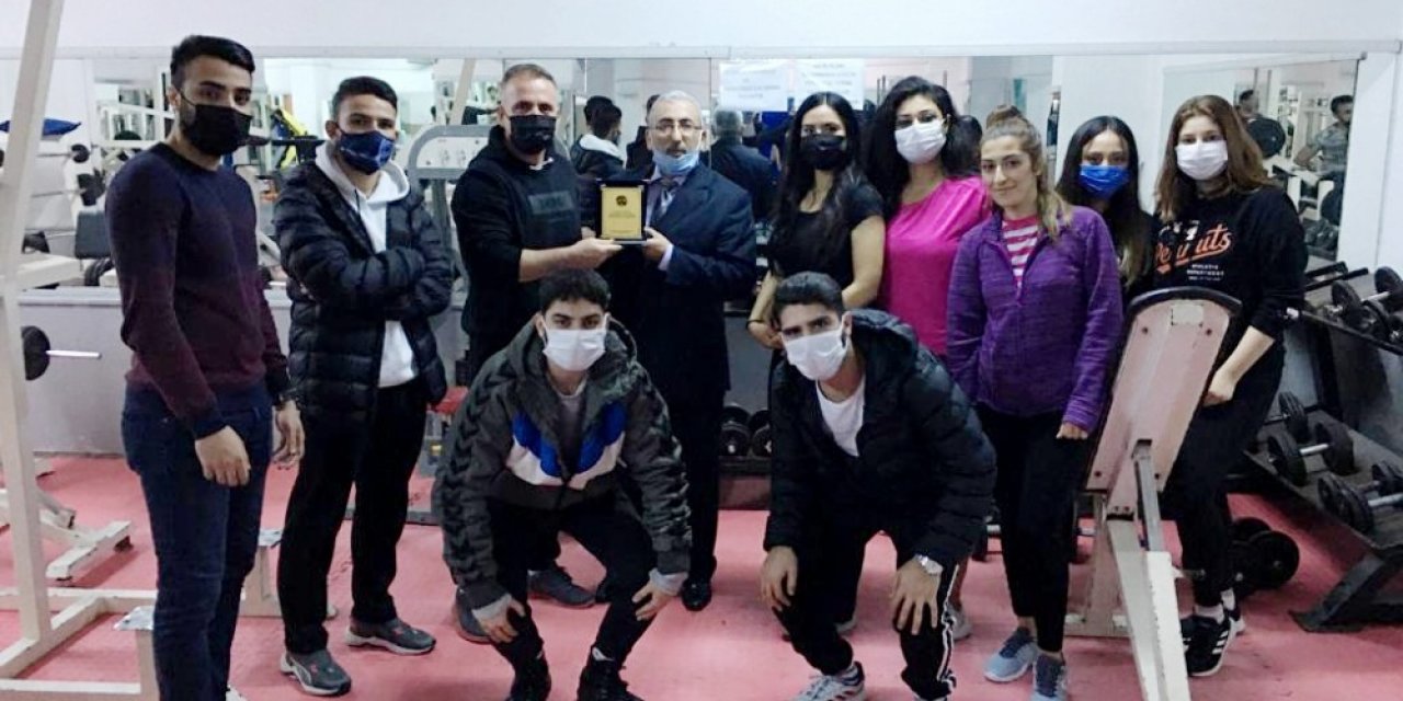 Şampiyon Bahadır, Gençleri Hayallerine Kavuşturuyor