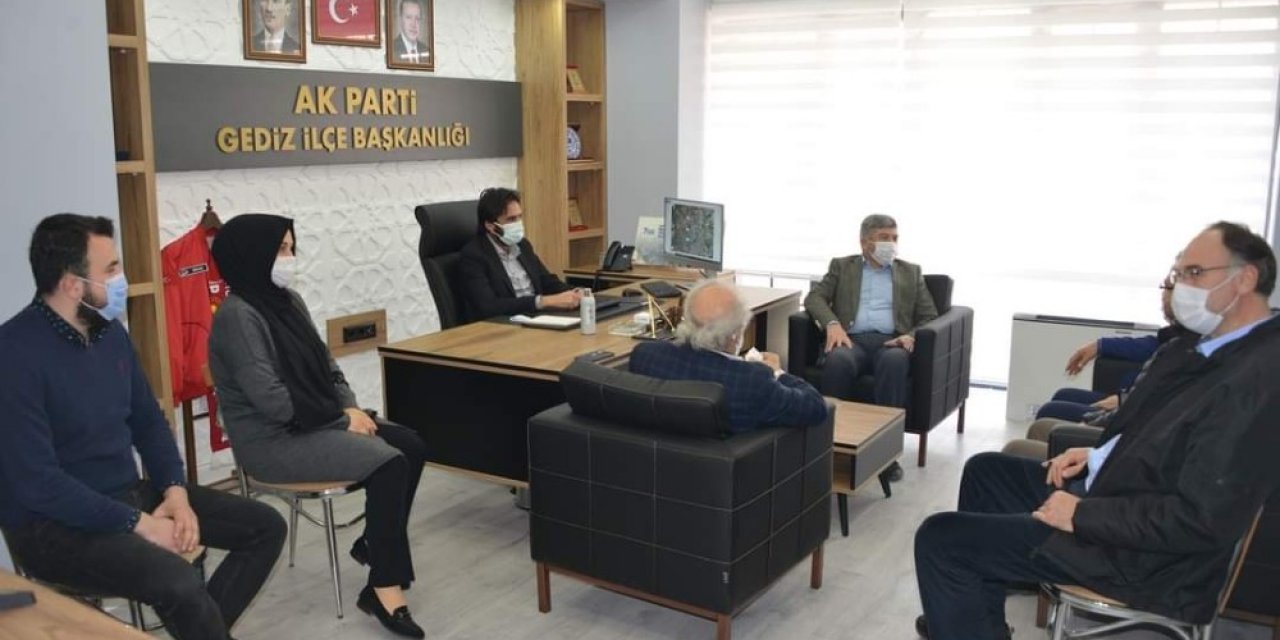 Ak Parti Koordinatörleri Gediz’i Ziyaret Etti