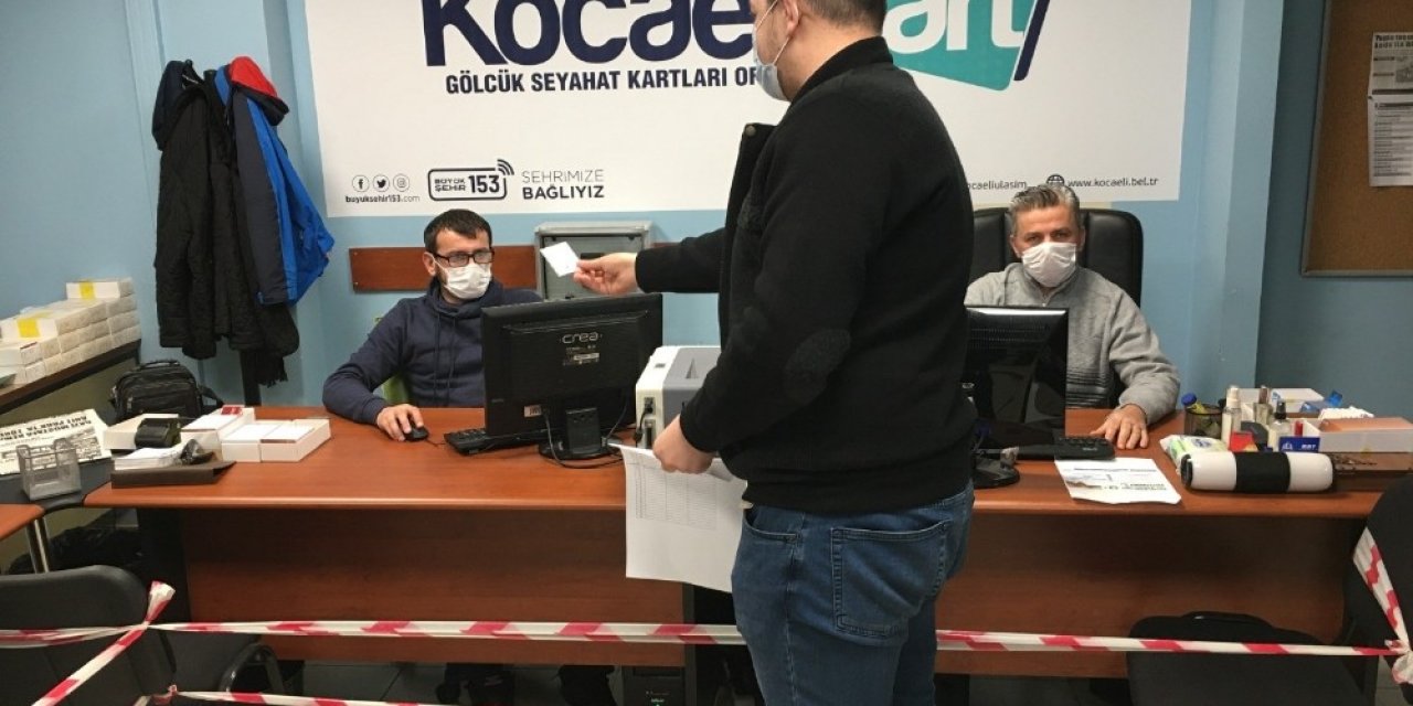 Öğretmen Ve Öğrencilerin Seyahat Kartı Vize İşlemleri Sürüyor