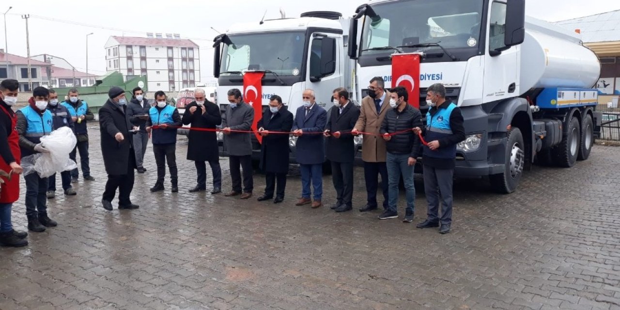 Bakanlıktan Çaldıran Belediyesine Hibe Araç