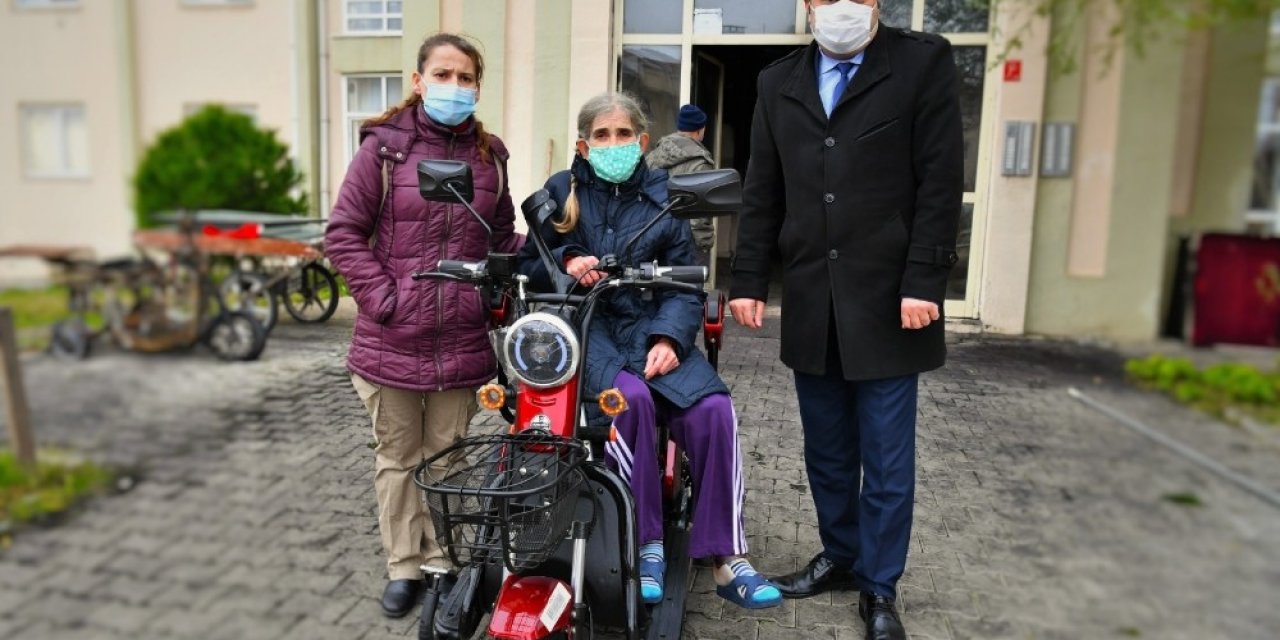 Vali Şıldak, Engelli Kadının Sesini Duydu