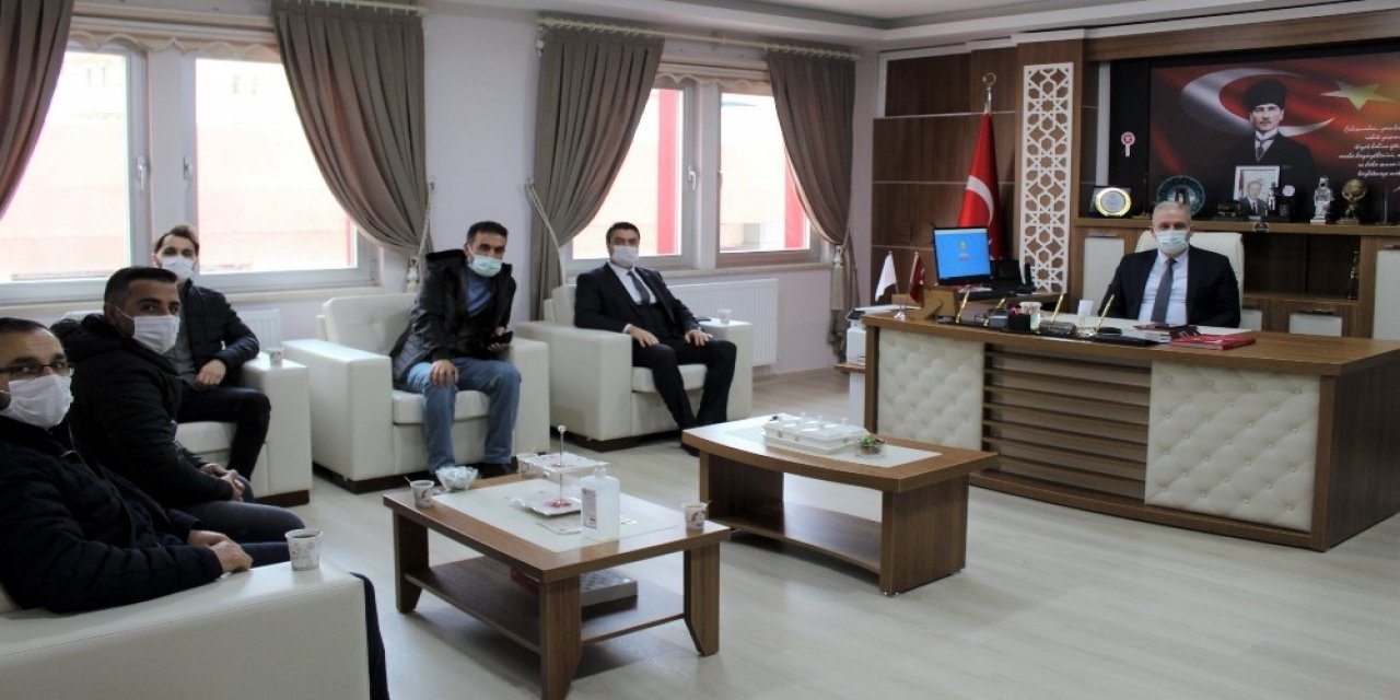 Bayburt Ak Parti Merkez İlçe Başkanı Resul Kaya’dan Gümrükçü’ye Ziyaret