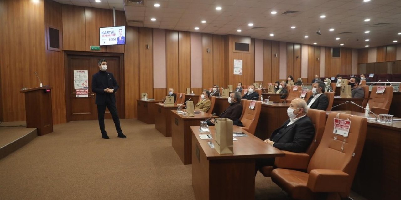 Başkan Gökhan Yüksel Dernek Yöneticileri İle Bir Araya Geldi, 500 Günlük Yolculuğunu Paylaştı