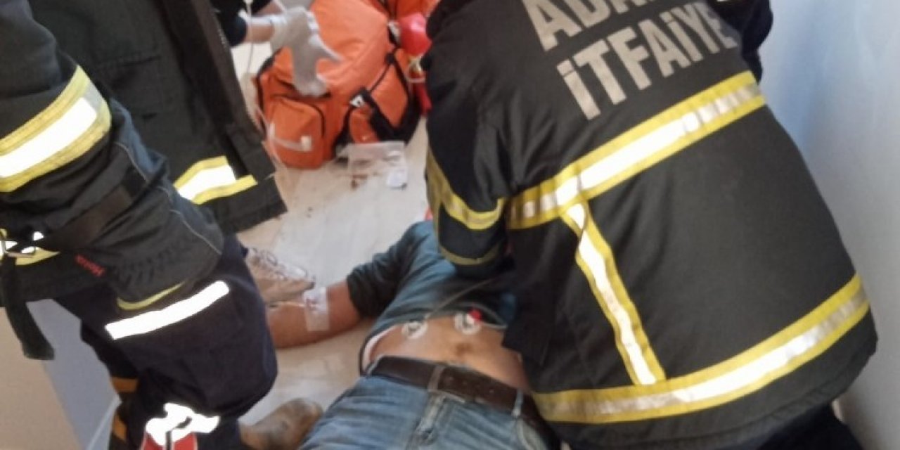 Asansörde Sıkıştı Kalbi Durdu
