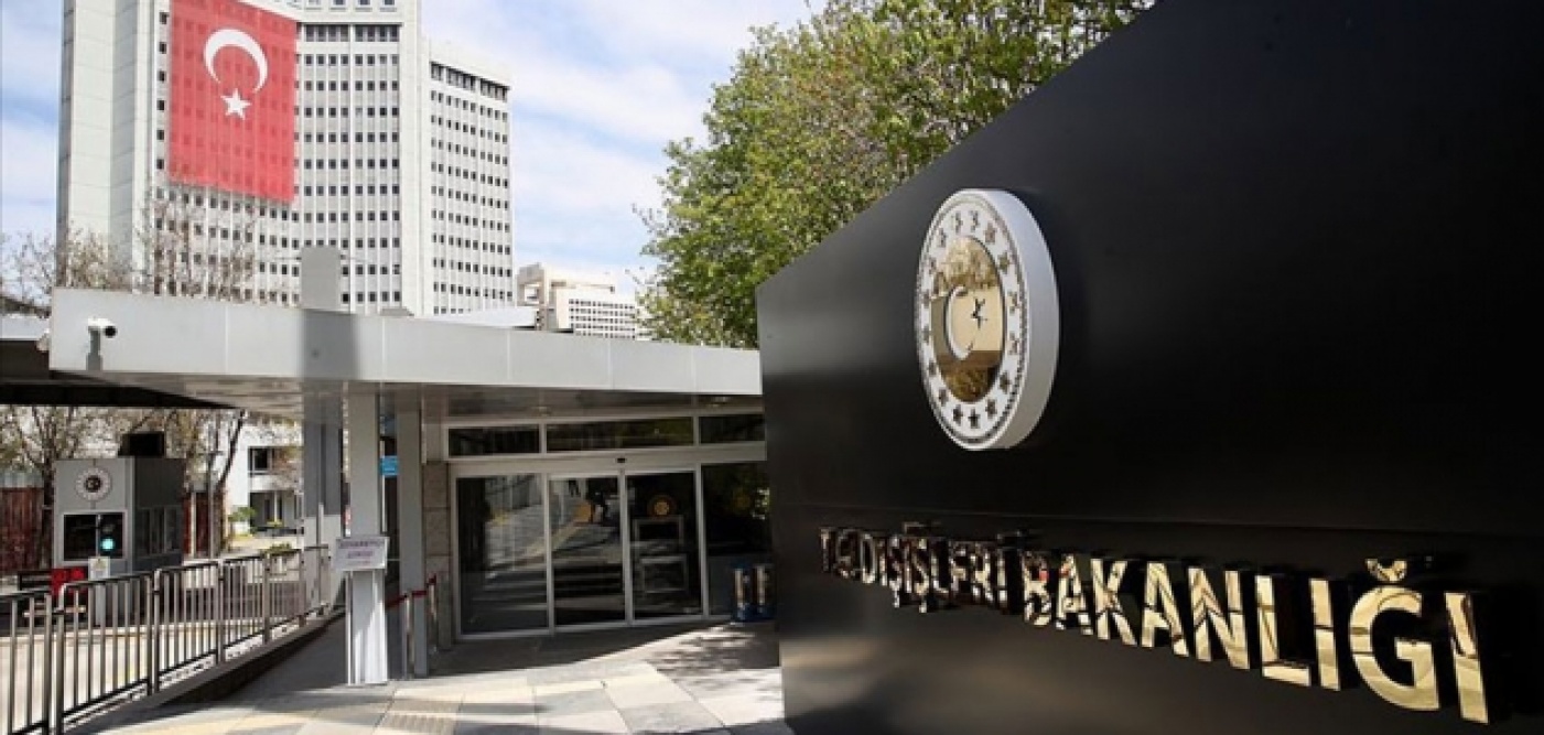 Yunanistan’ın Türk düşmanlığından vazgeçmesi gerekir