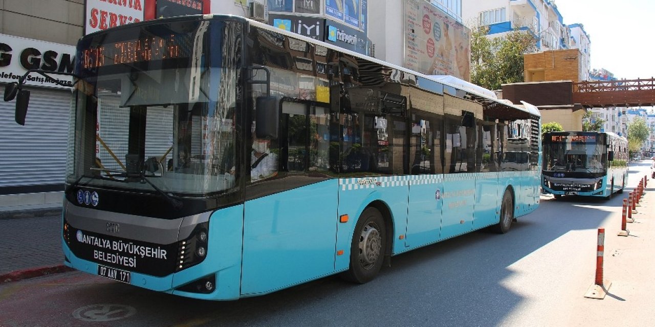 Sokağa Çıkma Kısıtlamasında Toplu Taşıma İçin 23 Hatta 43 Araç Seferde
