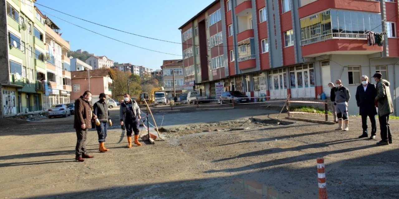 Mollabey Yolunda Çalışmalar Sürüyor